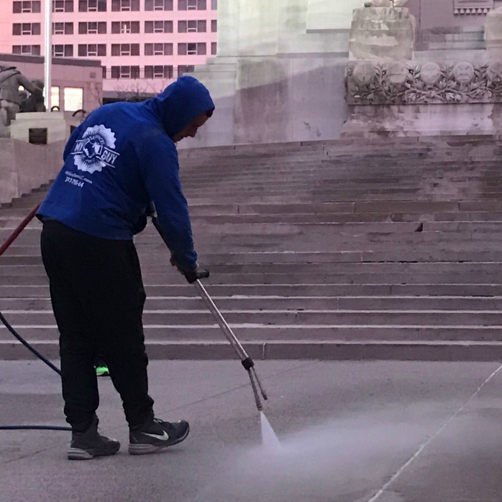 Commercial Pressure Washing