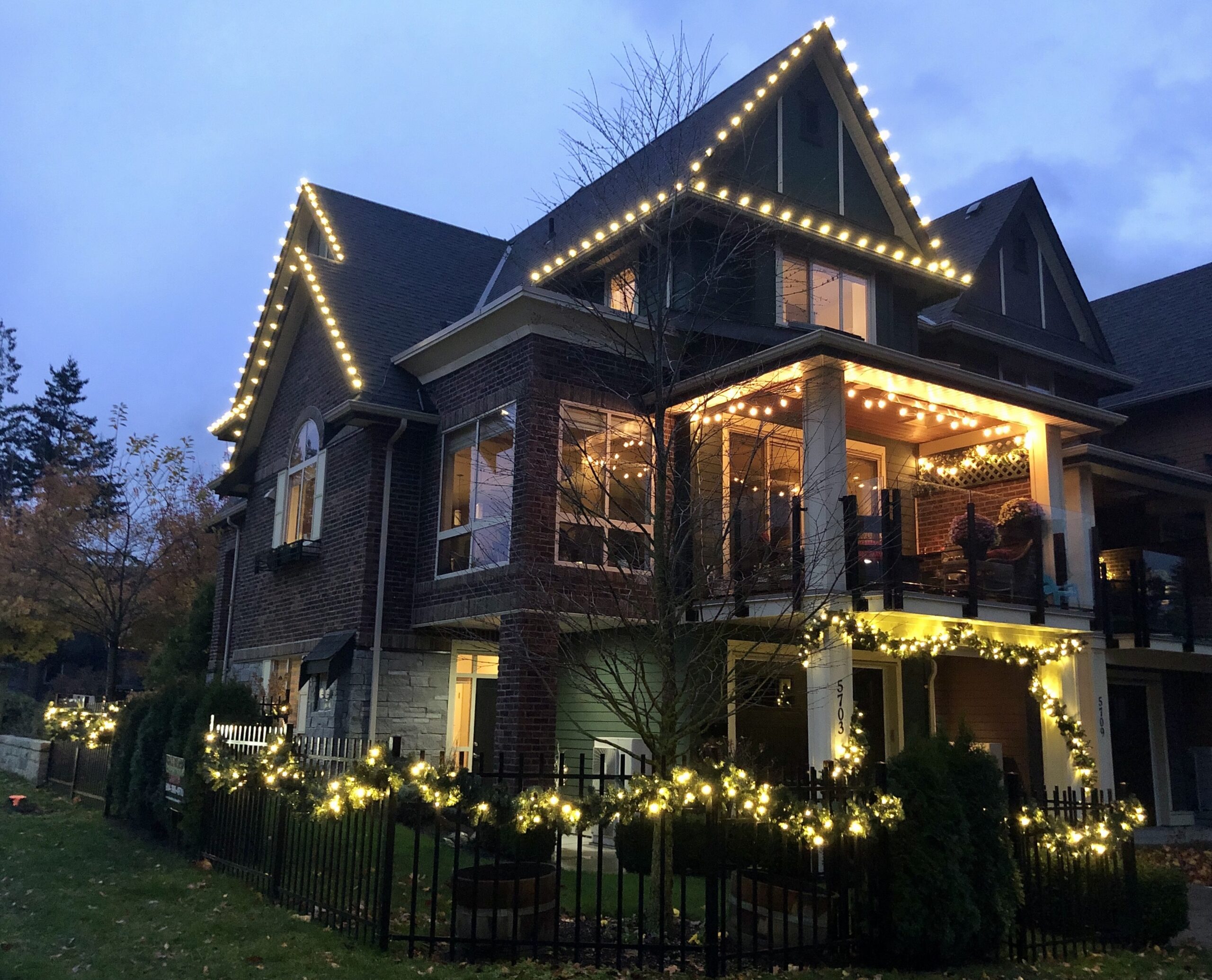 Holiday Lights Installers Near Me