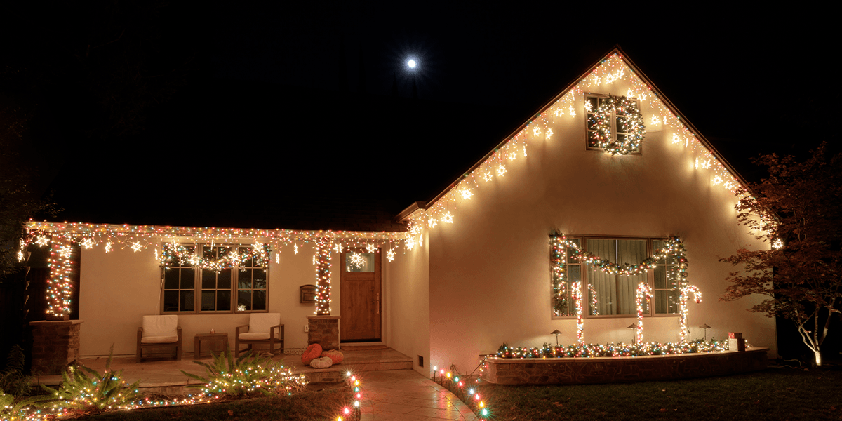 Pros and Cons of Christmas Light Installation Services